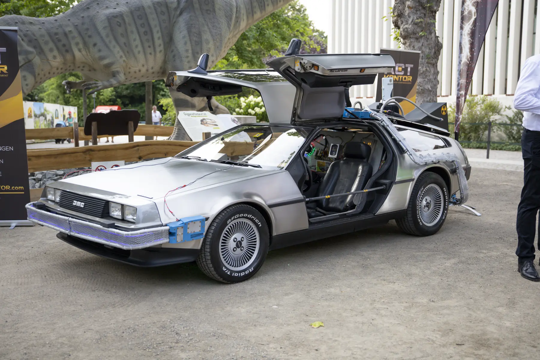 Delorean Dmc12