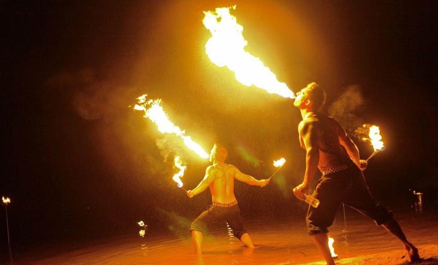 Actkontor Duo Feuershow